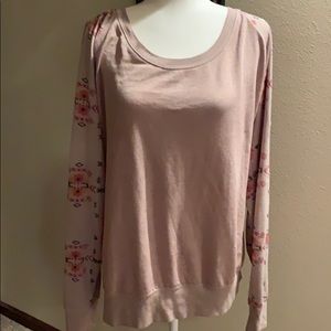 Maurice’s XL shirt